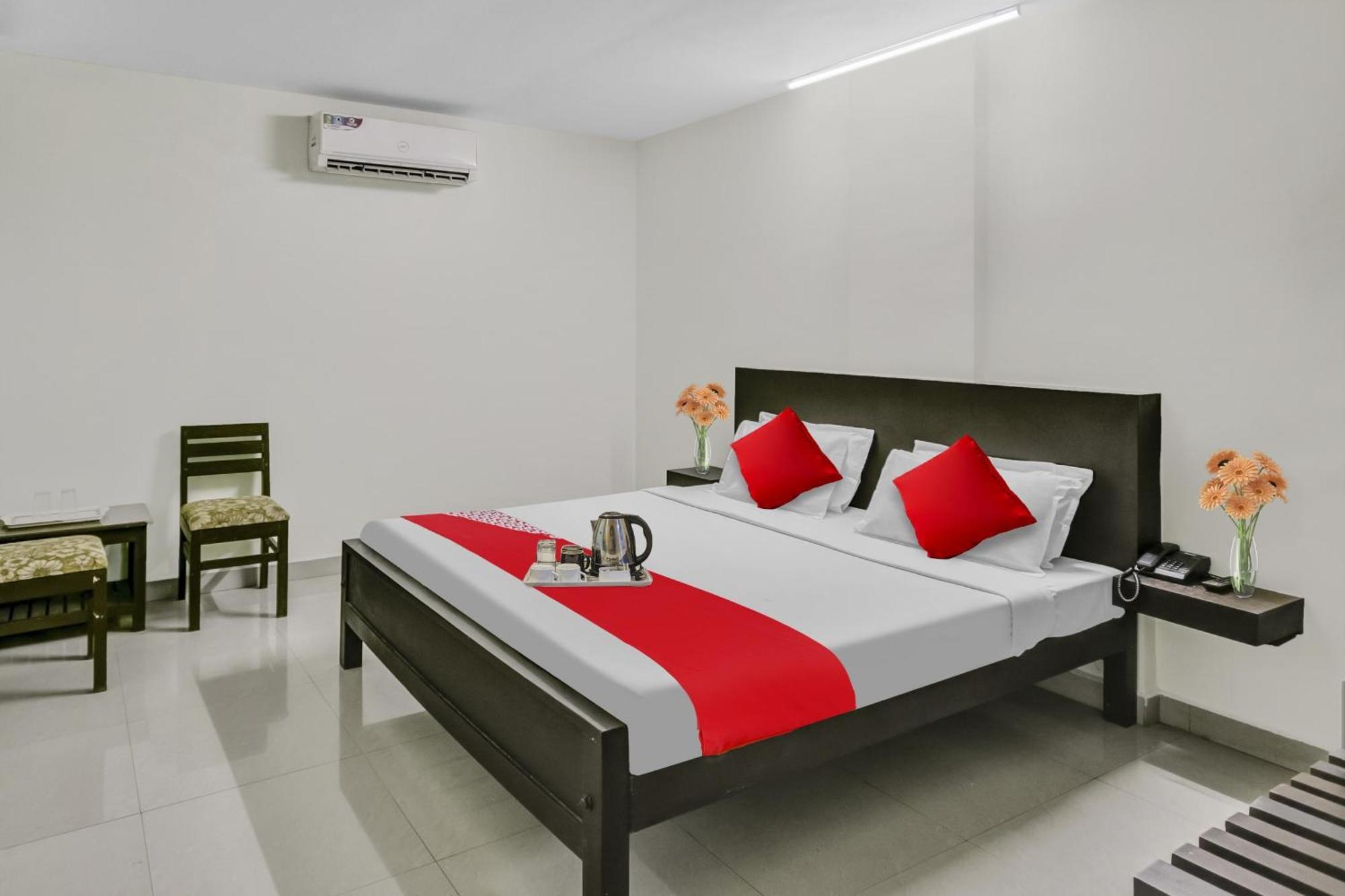 Hotel O Kalapurackal Residency Thekkady Extérieur photo