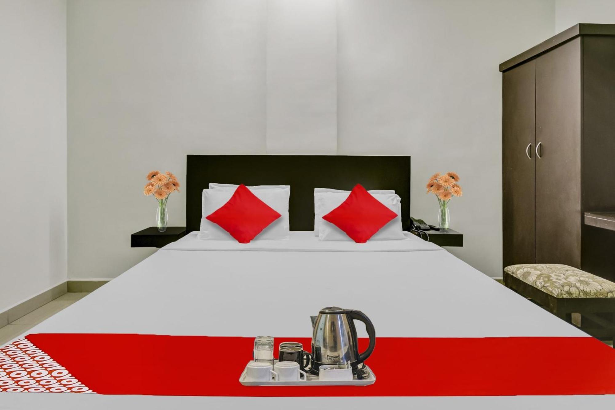 Hotel O Kalapurackal Residency Thekkady Extérieur photo