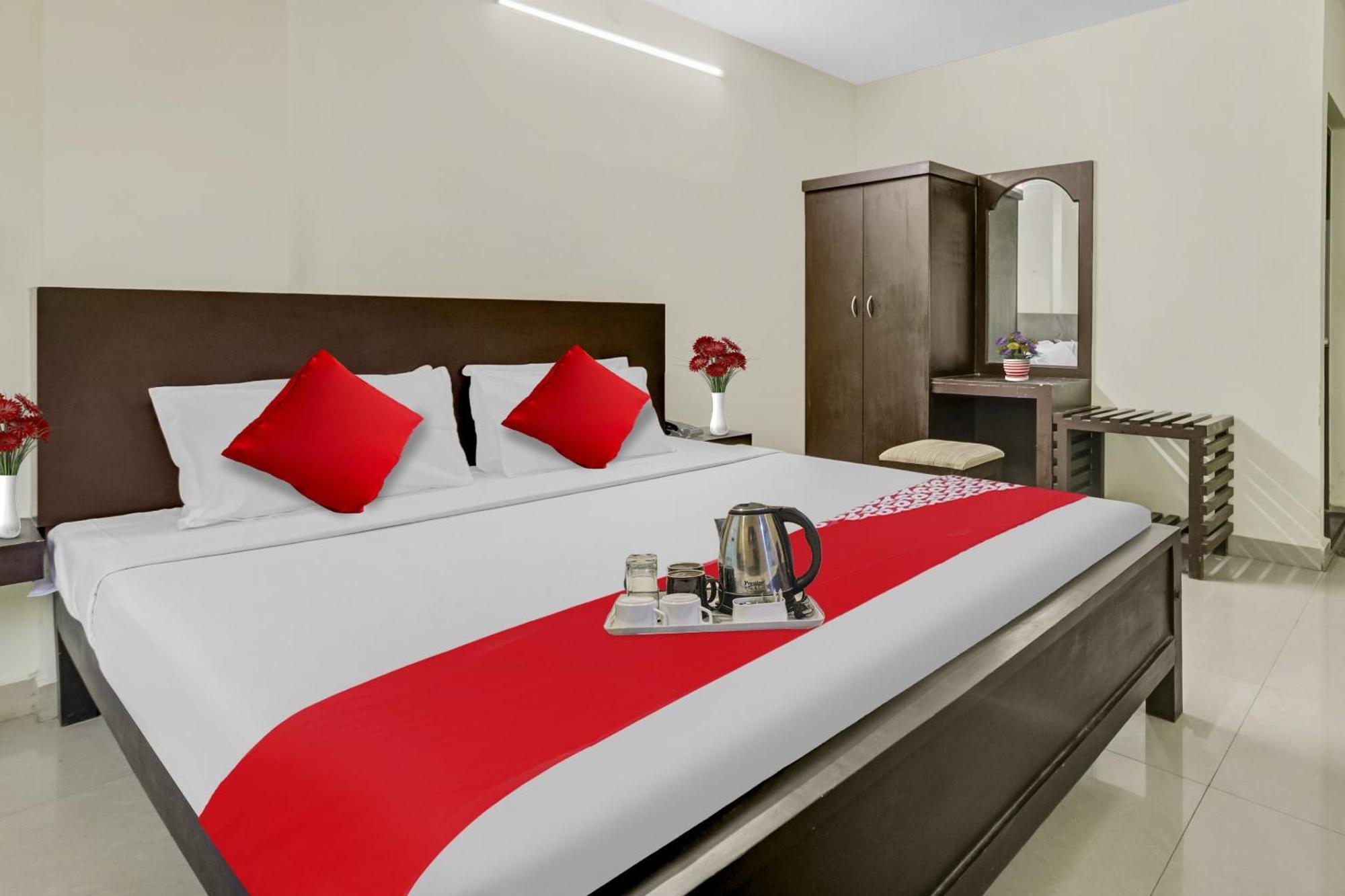 Hotel O Kalapurackal Residency Thekkady Extérieur photo