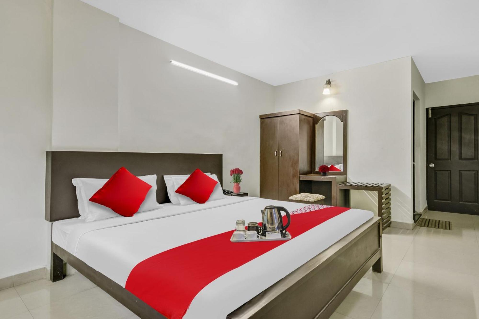 Hotel O Kalapurackal Residency Thekkady Extérieur photo