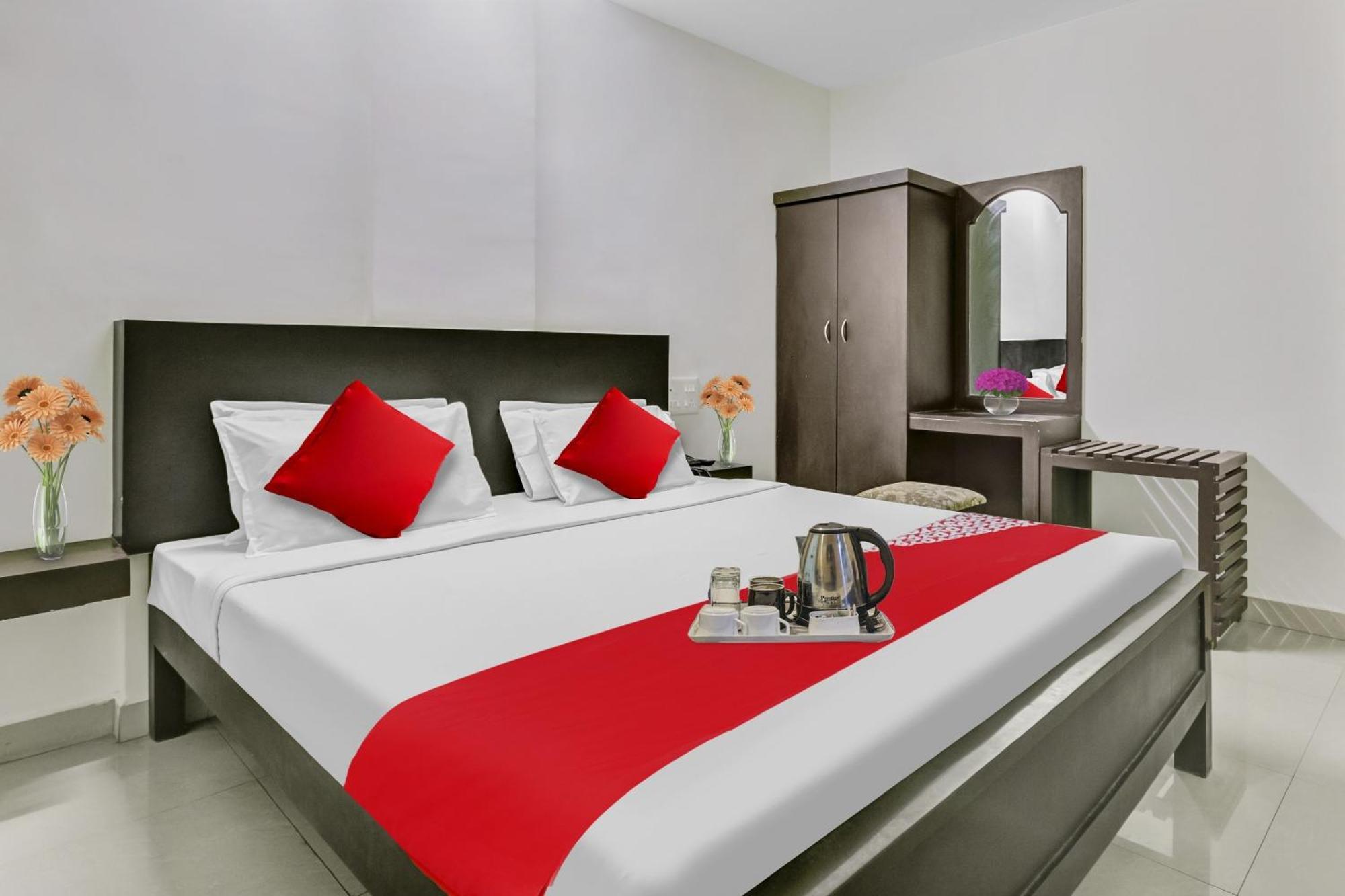 Hotel O Kalapurackal Residency Thekkady Extérieur photo